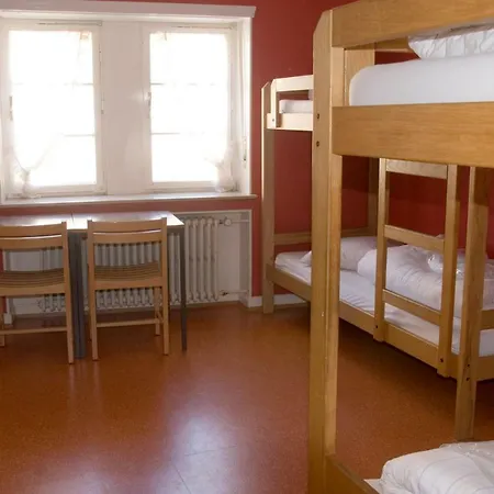Youth Auberge de jeunesse Hollenfels